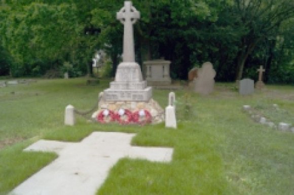 War Memorial in Dunkirk Churchyard